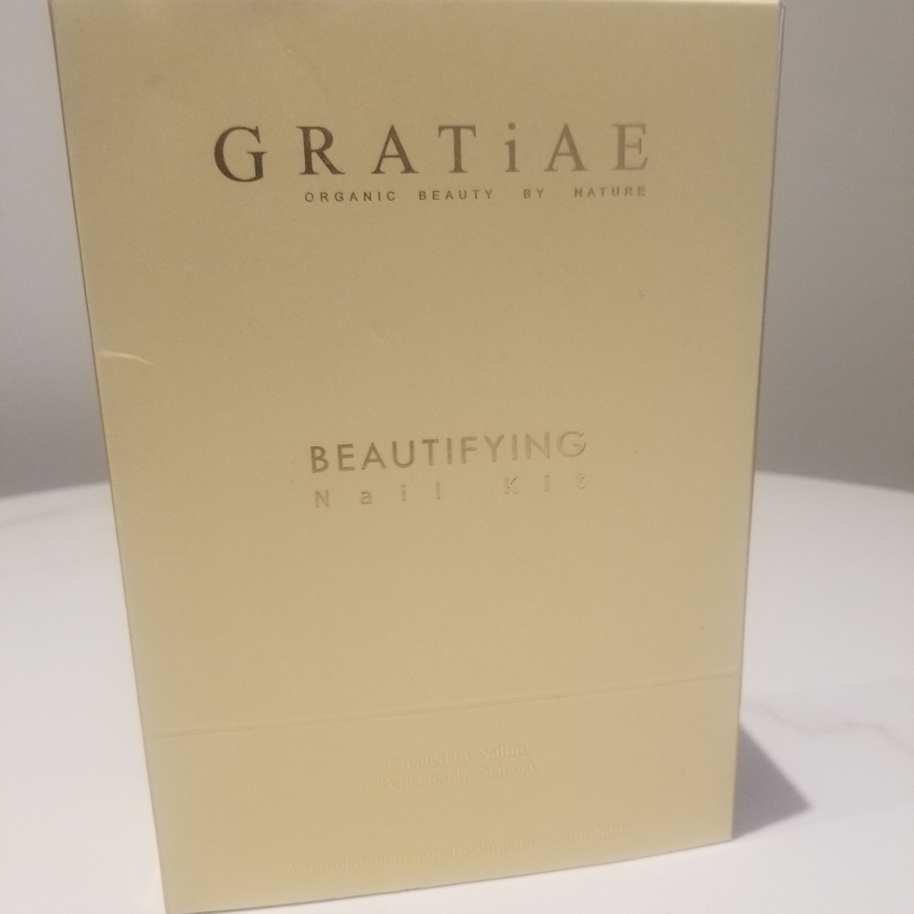 Beautifying Nail Kit